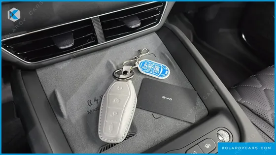 BYD SEALION 7 BASE