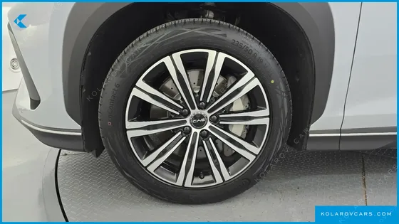 BYD SEALION 7 BASE