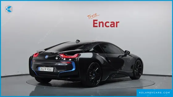 BMW I8 COUPE