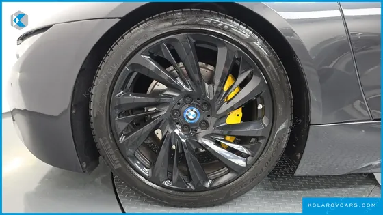 BMW I8 COUPE