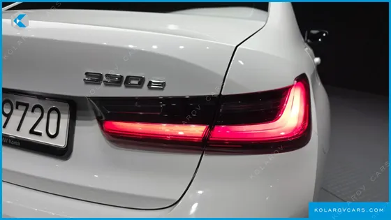 BMW 3 SERIES 330E LUXURY