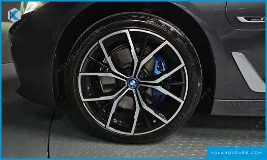 BMW 5 SERIES 530E M SPORT