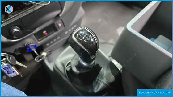 KIA BONGO III KING CAP