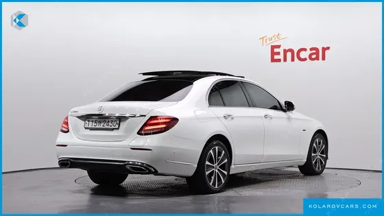 MERCEDES E-CLASS E300E EXCLUSIVE