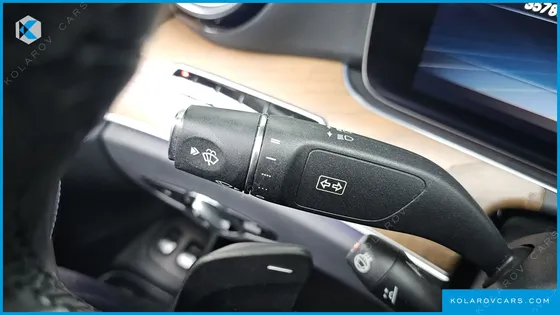 MERCEDES E-CLASS E300E EXCLUSIVE