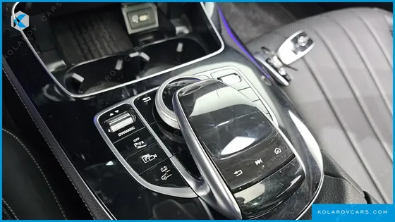 MERCEDES E-CLASS E300E EXCLUSIVE