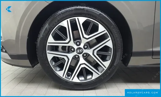 HYUNDAI GRANDEUR 2,5 GASOLINE 2WD