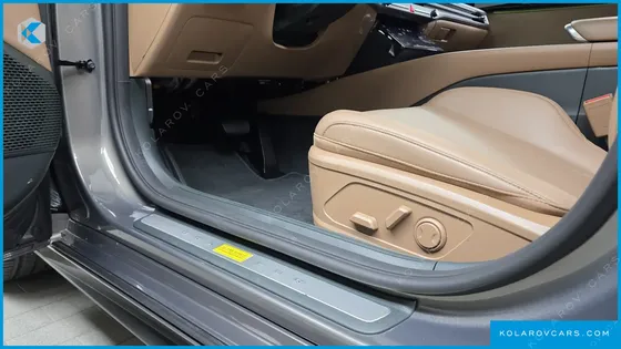 HYUNDAI GRANDEUR 2,5 GASOLINE 2WD