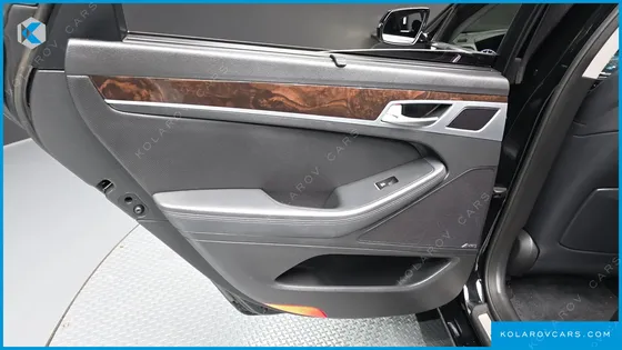 HYUNDAI GENESIS G330 PREMIUM AWD