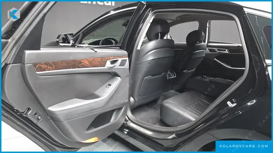 HYUNDAI GENESIS G330 PREMIUM AWD