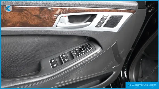 HYUNDAI GENESIS G330 PREMIUM AWD
