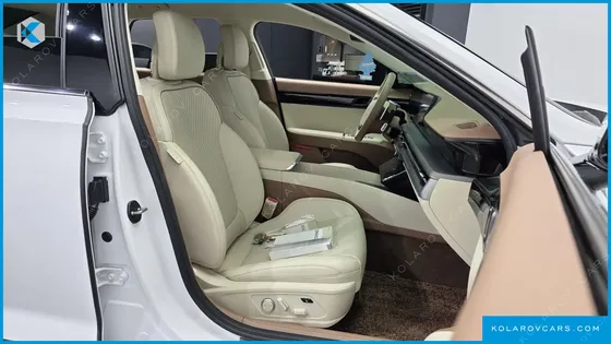 HYUNDAI GRANDEUR 2,5 GASOLINE 2WD
