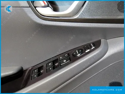 HYUNDAI IONIQ Q