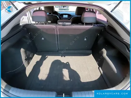 HYUNDAI IONIQ Q