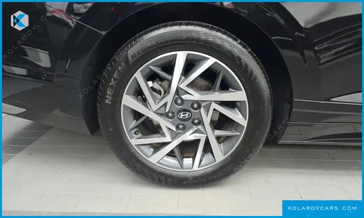 HYUNDAI GRANDEUR 2,5 GASOLINE 2WD