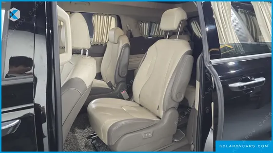 KIA CARNIVAL GASOLINE 9-SEATER HI-LIMOUSINE
