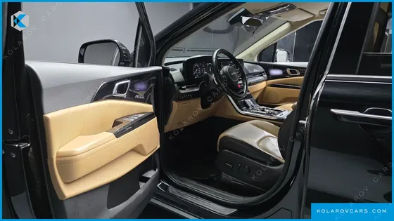 KIA CARNIVAL DIESEL 9-SEATER SIGNATURE
