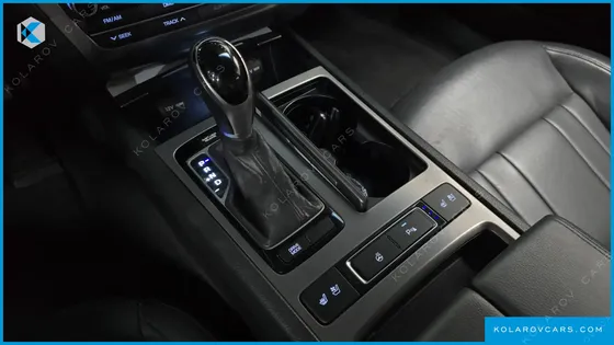 HYUNDAI GENESIS G330 MODERN AWD