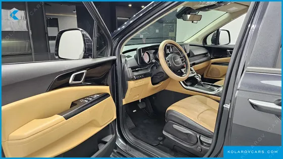 KIA CARNIVAL DIESEL 11-SEATER PRESTIGE