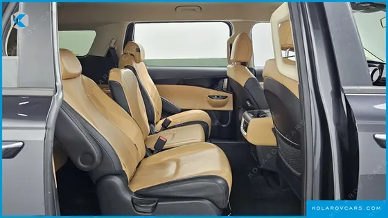 KIA CARNIVAL DIESEL 11-SEATER PRESTIGE