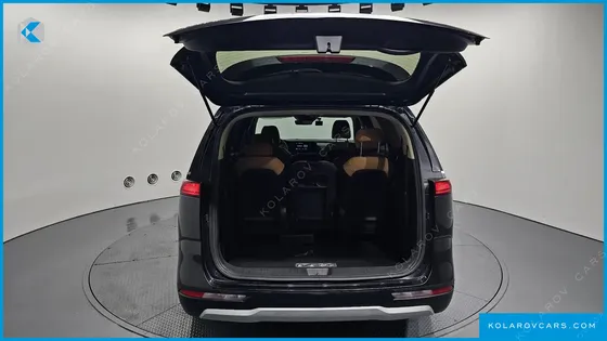 KIA CARNIVAL DIESEL 11-SEATER PRESTIGE