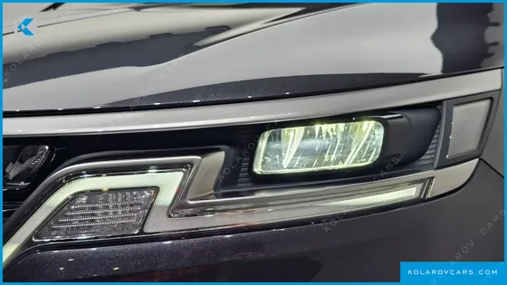 KIA CARNIVAL DIESEL 11-SEATER PRESTIGE