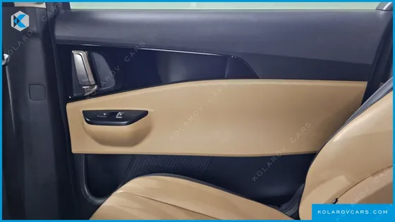 KIA CARNIVAL DIESEL 11-SEATER PRESTIGE