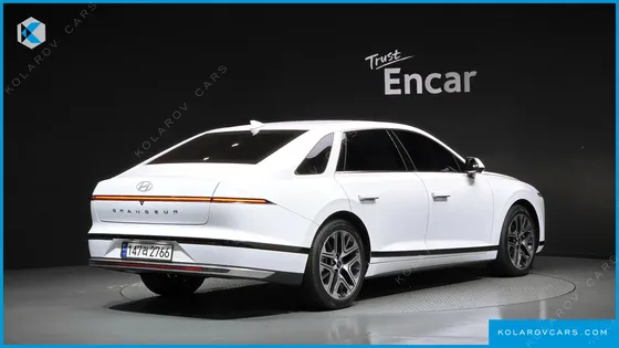 HYUNDAI GRANDEUR 2,5 GASOLINE 2WD