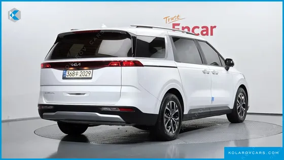KIA CARNIVAL DIESEL 9-SEATER PRESTIGE