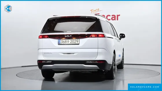 KIA CARNIVAL DIESEL 9-SEATER PRESTIGE