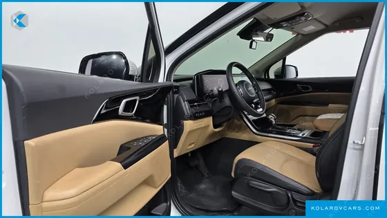 KIA CARNIVAL DIESEL 9-SEATER PRESTIGE