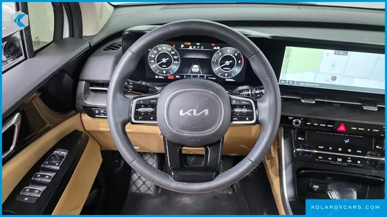 KIA CARNIVAL DIESEL 9-SEATER PRESTIGE