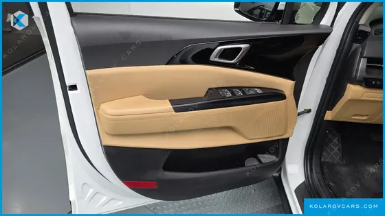 KIA CARNIVAL DIESEL 9-SEATER PRESTIGE