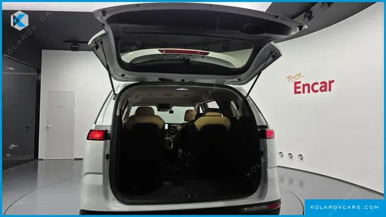 KIA CARNIVAL DIESEL 9-SEATER PRESTIGE