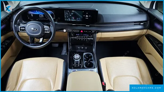 KIA CARNIVAL DIESEL 7-SEATER SIGNATURE