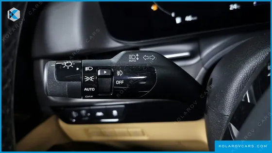 KIA CARNIVAL DIESEL 7-SEATER SIGNATURE
