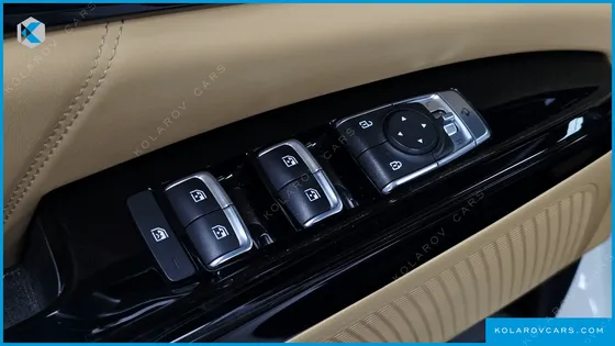 KIA CARNIVAL DIESEL 7-SEATER SIGNATURE