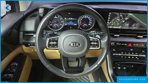 KIA CARNIVAL GASOLINE 9-SEATER PRESTIGE