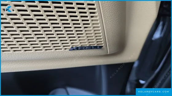 KIA CARNIVAL GASOLINE 9-SEATER PRESTIGE