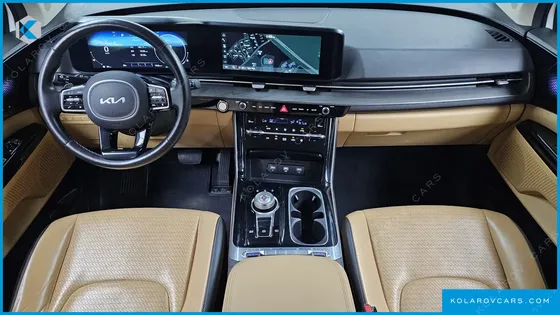 KIA CARNIVAL DIESEL 7-SEATER SIGNATURE
