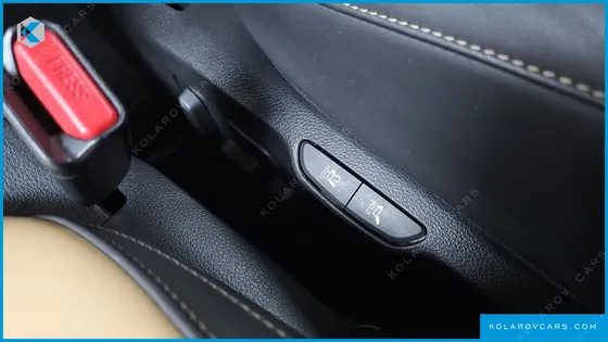 KIA CARNIVAL DIESEL 7-SEATER SIGNATURE