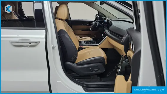 KIA CARNIVAL DIESEL 7-SEATER SIGNATURE