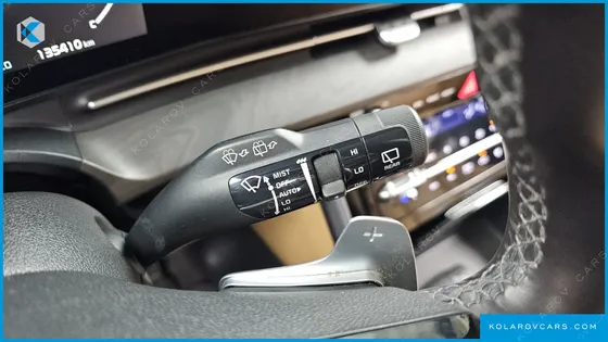 KIA CARNIVAL DIESEL 7-SEATER SIGNATURE