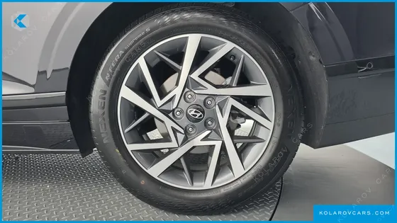 HYUNDAI GRANDEUR 2,5 GASOLINE 2WD
