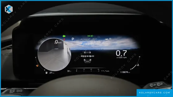 KIA CARNIVAL DIESEL 9-SEATER SIGNATURE
