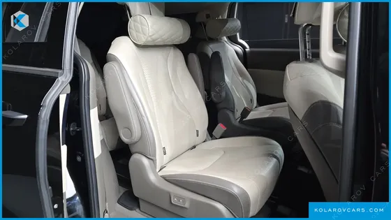 KIA CARNIVAL DIESEL 9-SEATER SIGNATURE
