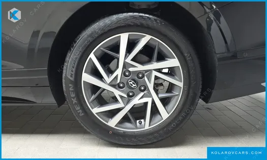 HYUNDAI GRANDEUR 2,5 GASOLINE 2WD