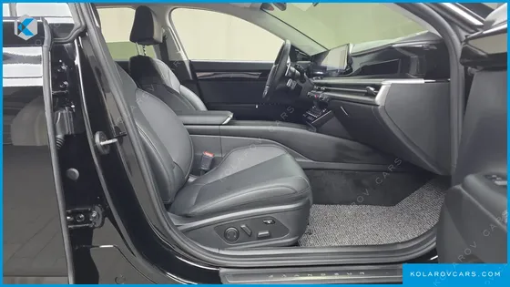 HYUNDAI GRANDEUR 2,5 GASOLINE 2WD