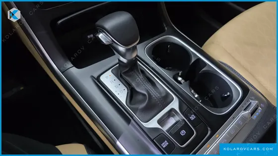 KIA CARNIVAL DIESEL 9-SEATER PRESTIGE