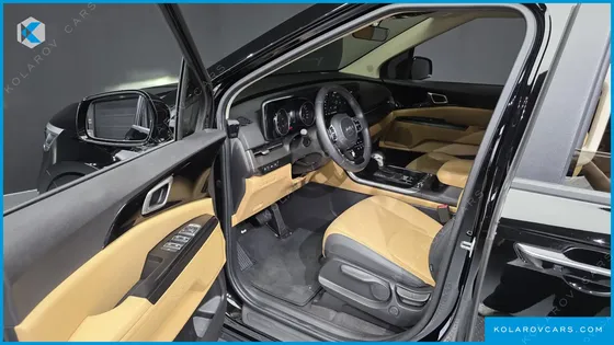 KIA CARNIVAL DIESEL 9-SEATER PRESTIGE